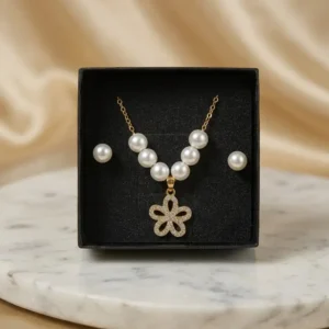 Modern Design Gold Plated Crystal Pendant Set