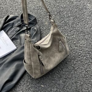 Stylish Crossbody Bag for Daily Use in Pakistan